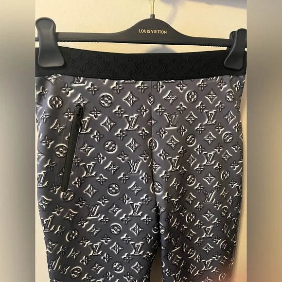 Authentic Louis Vuitton Black and Grey Monogram Leggings Rare Runway Size Medium - Picture 3 of 5